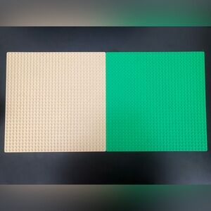 2 LEGO Classic Baseplate 10”x 10”